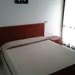 89 بيت للعطل *